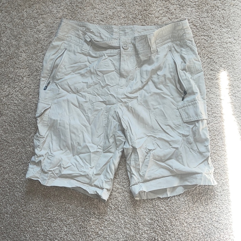 Columbia khaki shorts